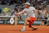 Roland-Garros 2023 : face à Sinner, Clément Tabur a rêvé mais n’a rien pu faire « je pense l’avoir gêné… »