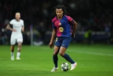 Inter Milan-Barcelone : les supporters du Barça fêtent Jules Koundé à l’arrivée en Italie d’un vol low-cost