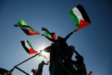 La mairie de Saint-Denis hisse le drapeau palestinien en soutien à Gaza, le préfet lui demande de le retirer