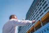 « Vous n’avez pas le droit » : quand Christian Estrosi va à la rencontre d’un paquebot de croisière pour lui interdire d’accoster