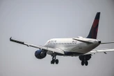 « Ils ont pris d’assaut le cockpit » : un pilote d’avion arrêté devant tous les passagers à l’atterrissage à San Francisco