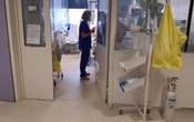 Covid-19 en France : 33 nouveaux décès et 9100 hospitalisations