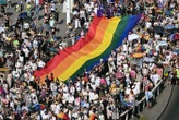 « Les vents du changement soufflent » : la première Pride de l’après Orban s’est tenue en Hongrie sous la canicule