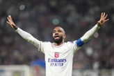 « Pas facile à 11 contre 12 » : Alexandre Lacazette lui aussi en colère contre l’arbitrage lors d’OL-PSG