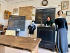 « Une bouteille de vin sur le bureau de la maîtresse ! » : à Chartres, devenez un écolier du siècle dernier