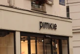 Après l’annonce d’un partenariat entre Pimkie et Shein, la famille Mulliez, ex-propriétaire de l’enseigne, annonce saisir la justice