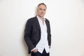 Hervé Le Tellier, Annie Ernaux, Philippe Claudel, Abel Quentin… Ils appellent à un boycott des IA génératives