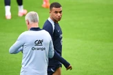 Équipe de France : pour Didier Deschamps, Kylian Mbappé est le meilleur « 9 » du monde