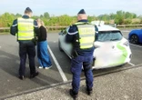 Moniteur et patron d’une auto-école, il est contrôlé sans permis lors de l’examen de ses élèves