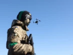 Guerre en Ukraine : comment les drones connectés à un câble à fibre optique permettent à la Russie de gagner du terrain