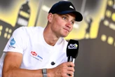 « Agrandir encore le peloton est une erreur » : Van der Poel pas content du passage à 23 équipes sur le Tour de France