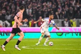 « C’est très risqué de le faire jouer » : le capitaine de l’OL Corentin Tolisso incertain pour le match face au PSG