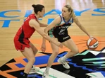 Basket : la vidéo de la passe l’aveugle de la magicienne Marine Johannes avec New York