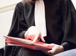 « C’est les noirs qui piquent » : la justice reconnaît le contexte raciste d’un lynchage survenu lors d’un bal de village dans l’Aude