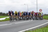 « Les coureurs ont indiqué qu’ils voulaient arrêter » : une voiture à contresens provoque l’annulation d’une étape du Tour des Pays-Bas