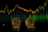 Cryptomonnaies : le Bitcoin dépasse brièvement les 118 000 dollars, un nouveau record