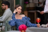« Emily in Paris » : la série Netflix cherche des figurants à Paris pour la saison 6