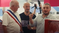 Le maire de Colombes inaugure un toboggan Mc Fly et Carlito à la piscine olympique: « C’est le plus fou de France »