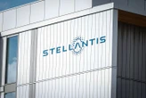 « Compactes et abordables » : Stellantis va produire de nouvelles voitures électriques en Italie
