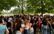 VIDÉO. Paris : 300 lycéens fêtent le bac au bois de Boulogne, la police les disperse