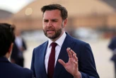 DIRECT. Moyen-Orient : JD Vance espère un détroit d'Ormuz « sans péage à long terme », le président iranien affirme qu'« un accord final reste à conclure »