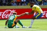 Mamelodi Sundowns - Dortmund (3-4) : la vidéo de la boulette du gardien sud-africain lors d’un match à sept buts