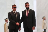 « Rien ne pourra étouffer l’aspiration des Syriens » : Emmanuel Macron « poursuit sa visite » à Damas après la double explosion