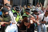 41 personnes arrêtées à Londres lors d’un rassemblement de soutien au groupe « Palestine Action », interdit au Royaume-Uni
