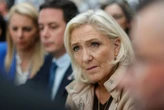 « Je censure tout » : Marine Le Pen veux faire tomber les gouvernements jusqu’à obtenir une dissolution