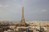 A Paris, le sommet de la tour Eiffel fermé au public jusque début février