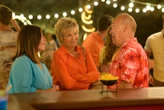 Audiences TV : « Camping Paradis » sur TF 1 surclasse « L’amour est dans le pré : Que sont-ils devenus ? » sur M 6