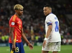 « C’est un garçon de 18 ans, il faut le laisser tranquille » : Mbappé vole au secours de Yamal, très critiqué en Espagne