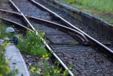 Gironde : les corps sans vie de deux adolescentes de 15 et 16 ans retrouvés écrasés sur des rails près de Bordeaux