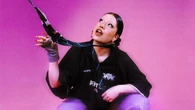 « Pourtant, je suis nulle à FIFA » : la rappeuse parisienne sheng s’invite dans la playlist de FC 26