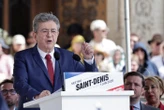 Présidentielle : Jean-Luc Mélenchon promet « l’indépendance » à la Nouvelle-Calédonie et « l’autonomie étendue » à la Corse