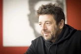 Affaire Patrick Bruel : mises en examen, statut de témoin assisté, prescription et futures plaintes… Tout ce qu’il faut savoir