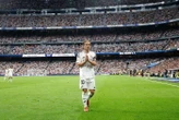 Real Madrid-Real Sociedad (2-0) : les images de l’hommage du Bernabéu à Luka Modric et Carlo Ancelotti