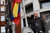 L’ex-responsable de la sécurité de l’ambassade équatorienne accusé d’avoir espionné Julian Assange pour le compte des États-Unis