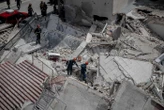 Athènes : un immeuble s’effondre dans la capitale grecque, des recherches de victimes possibles en cours