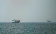 « Une menace pour la stabilité de la région » : un mort dans des frappes iraniennes contre deux bateaux dans le détroit d’Ormuz