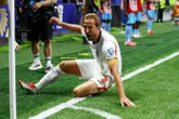 Angleterre-RD Congo : les vidéos du doublé d’un Harry Kane possédé, qui tire les Three Lions d’un bien mauvais pas