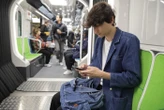 Dans les métros et trains neufs déployés en Île-de-France, les ports USB sont déjà obsolètes