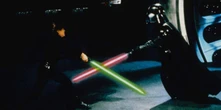 Star Wars : il était précieusement conservé depuis 40 ans, le sabre laser de Dark Vador mis aux enchères à un prix délirant