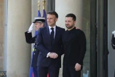 « L’avenir de l’Ukraine ne peut se décider sans les Ukrainiens », martèle Emmanuel Macron