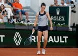 Roland-Garros : un an après son incroyable épopée, Lois Boisson éliminée dès le 1er tour par Kalinskaya