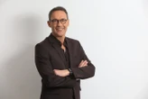 « Ça fait quand même bizarre » : Julien Courbet gêné par la diffusion du documentaire sur Thierry Ardisson, deux jours après sa mort