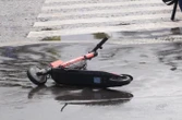Sans casque sur une trottinette électrique débridée : un homme entre la vie et la mort après un accident dans l’Oise