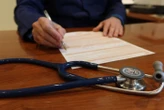 Stages, bourses, prêts à taux zéro… Comment l’Eure-et-Loir chouchoute ses futurs médecins