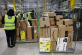Emballage, gestion de stocks, expédition, livraison : Amazon recrute 700 saisonniers dans le Loiret