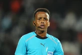 « La communauté du foot devrait le soutenir » : la Fifa écarte du Mondial l’arbitre somalien refoulé à la frontière américaine